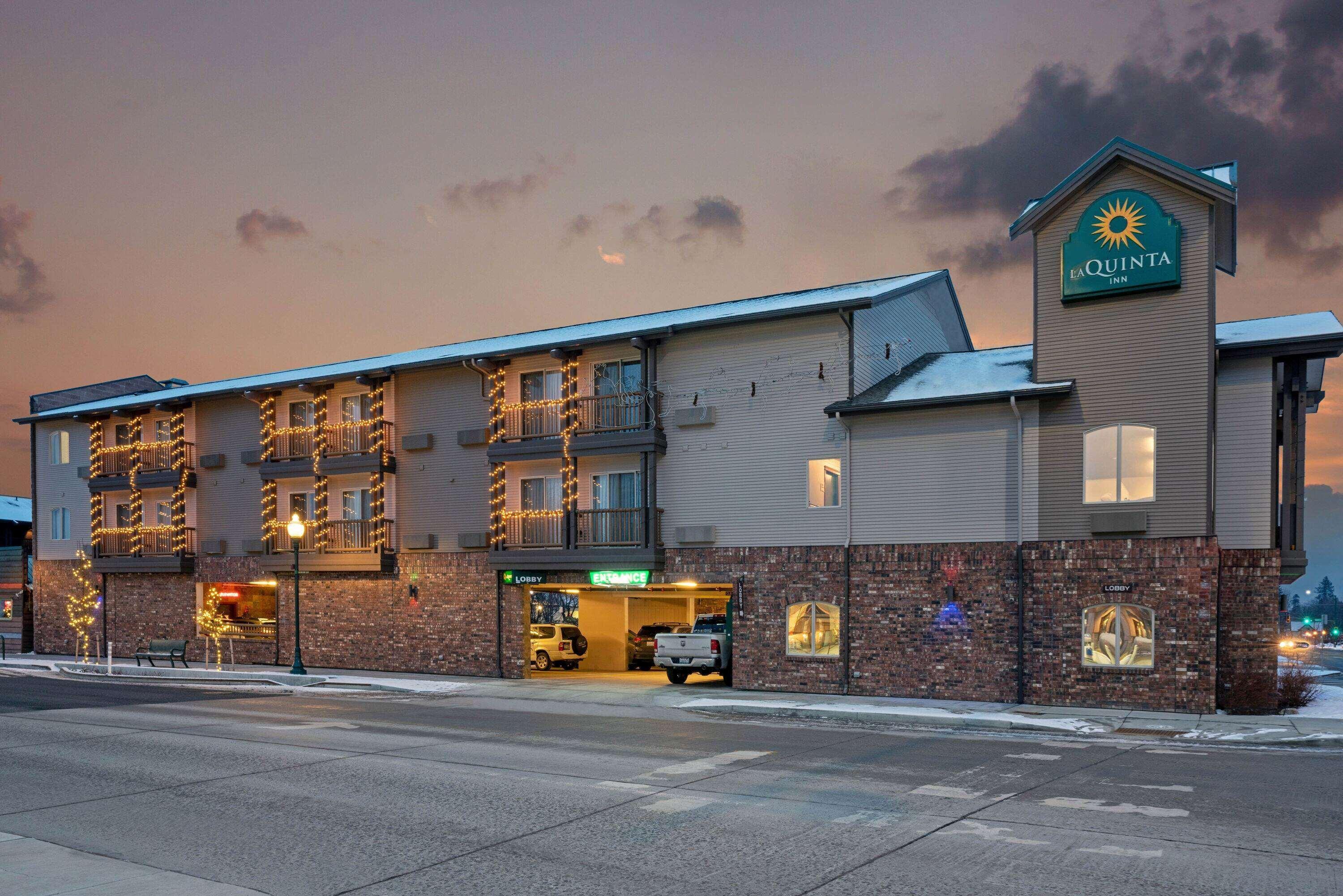 Cedar Street Hotel & Suites Сандпойнт Екстериор снимка