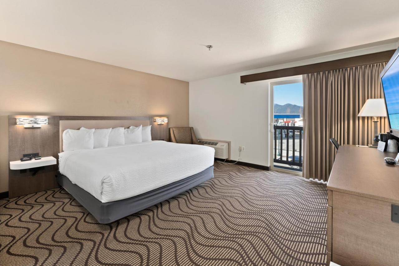 Cedar Street Hotel & Suites Сандпойнт Екстериор снимка