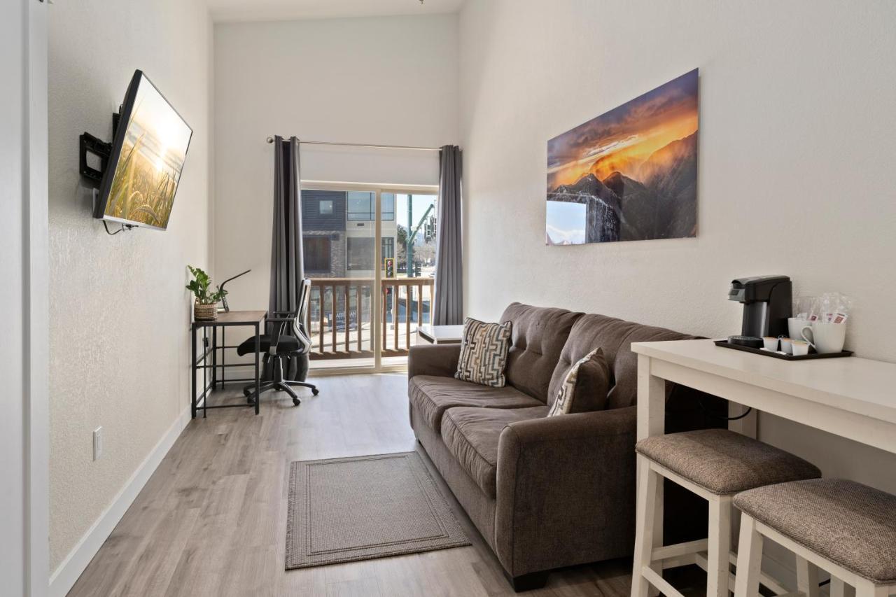 Cedar Street Hotel & Suites Сандпойнт Екстериор снимка