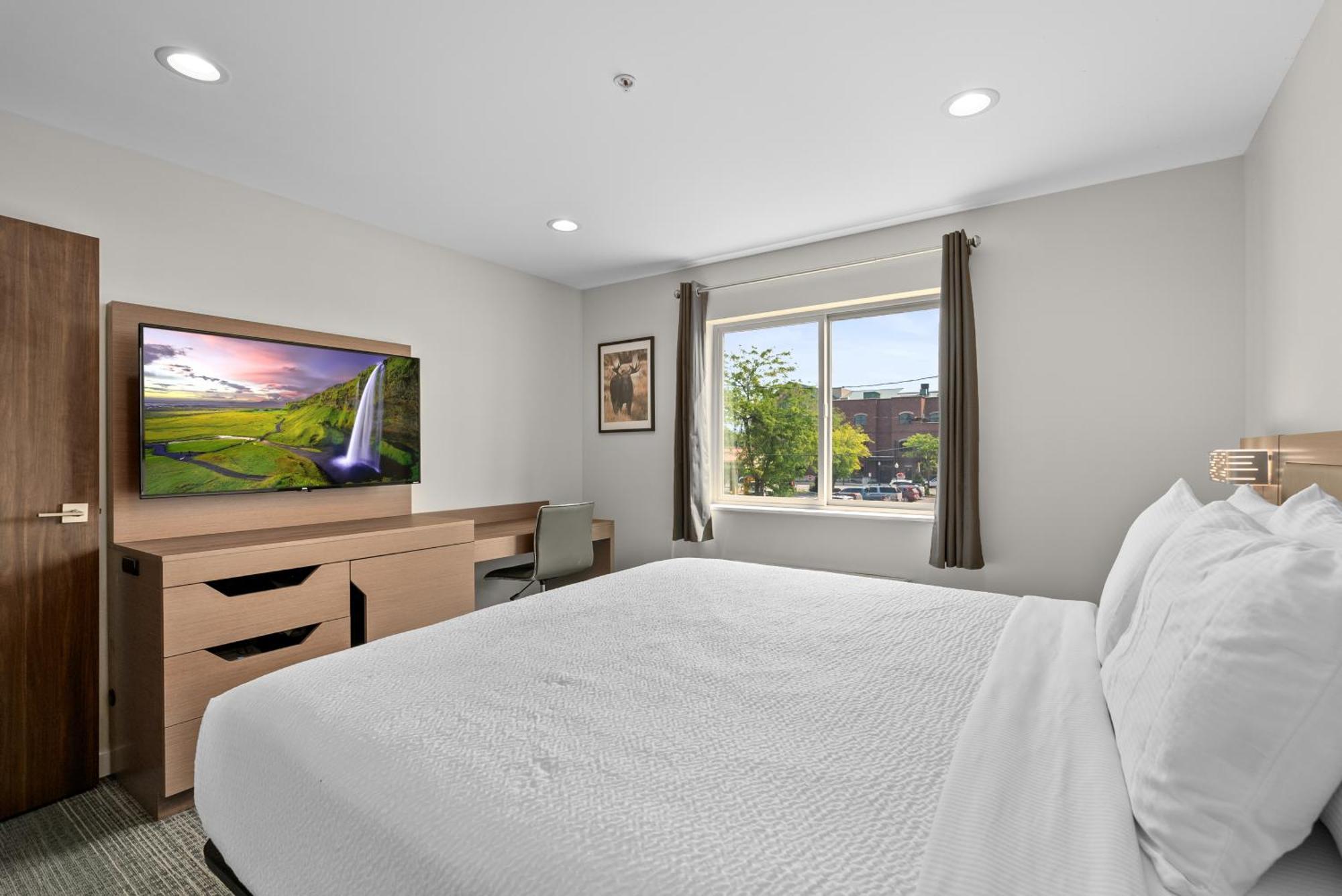 Cedar Street Hotel & Suites Сандпойнт Екстериор снимка