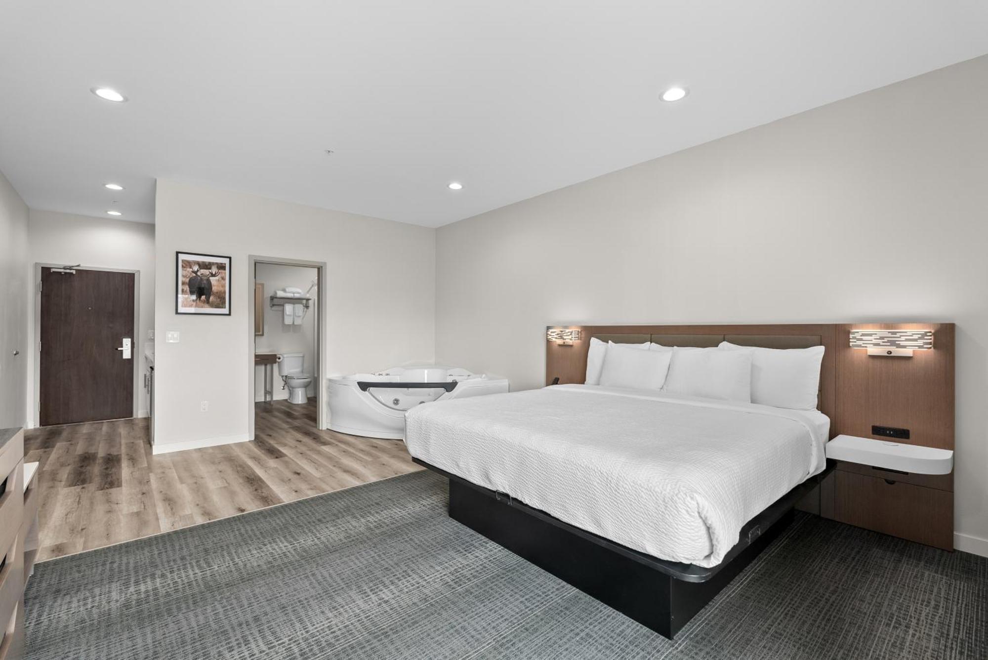 Cedar Street Hotel & Suites Сандпойнт Екстериор снимка